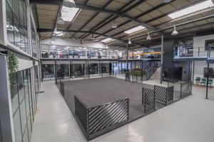 Communal Area- click for photo gallery